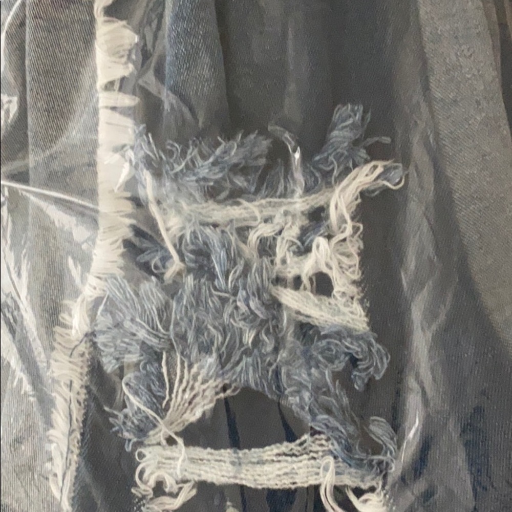 Distressed Jeans - Picture 3 of 3